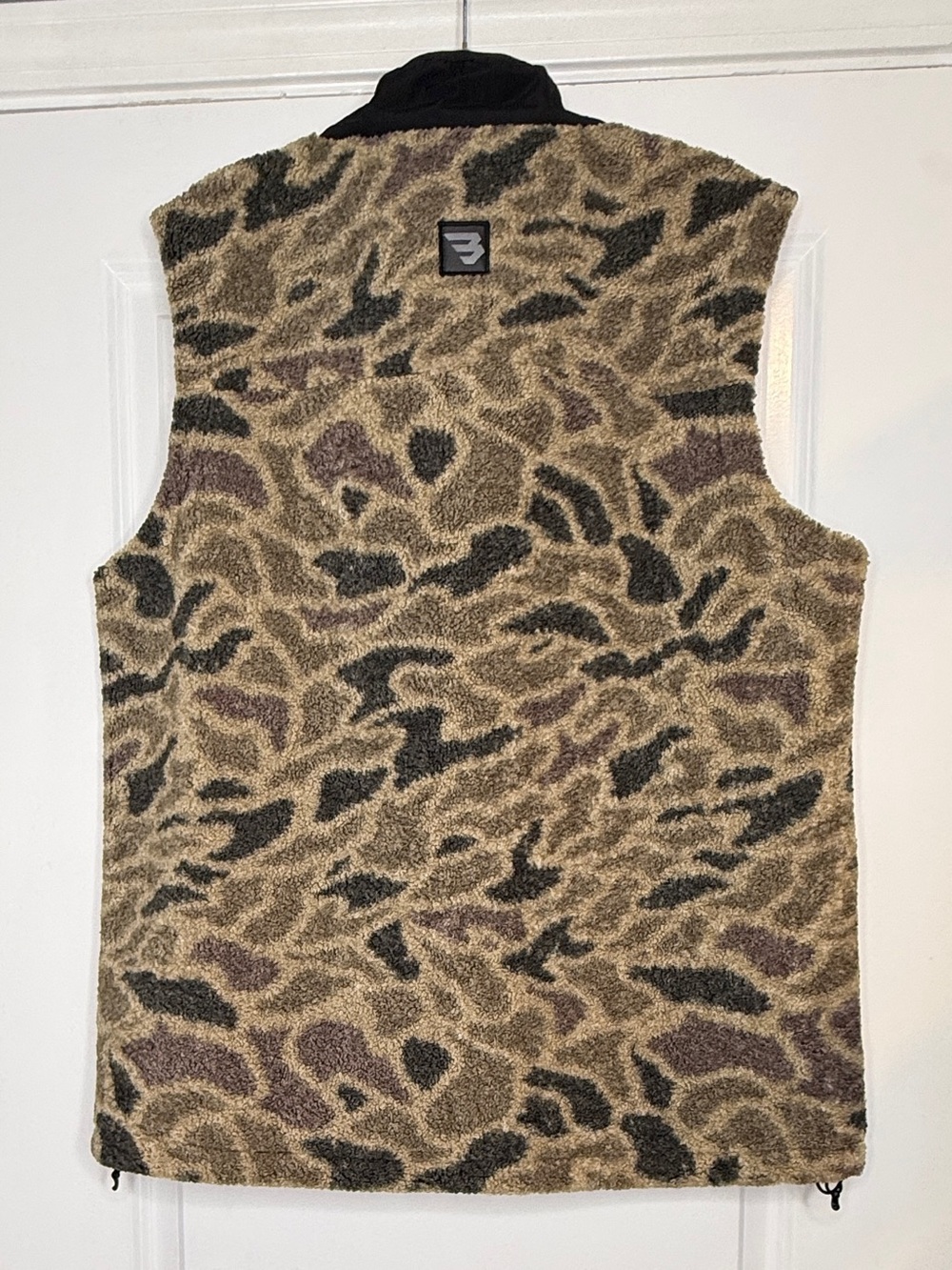 BURLEBO Camouflage Lined Sherpa Vest Adjustable Waist Brown Olive Sz L | NWT - Picture 2 of 9